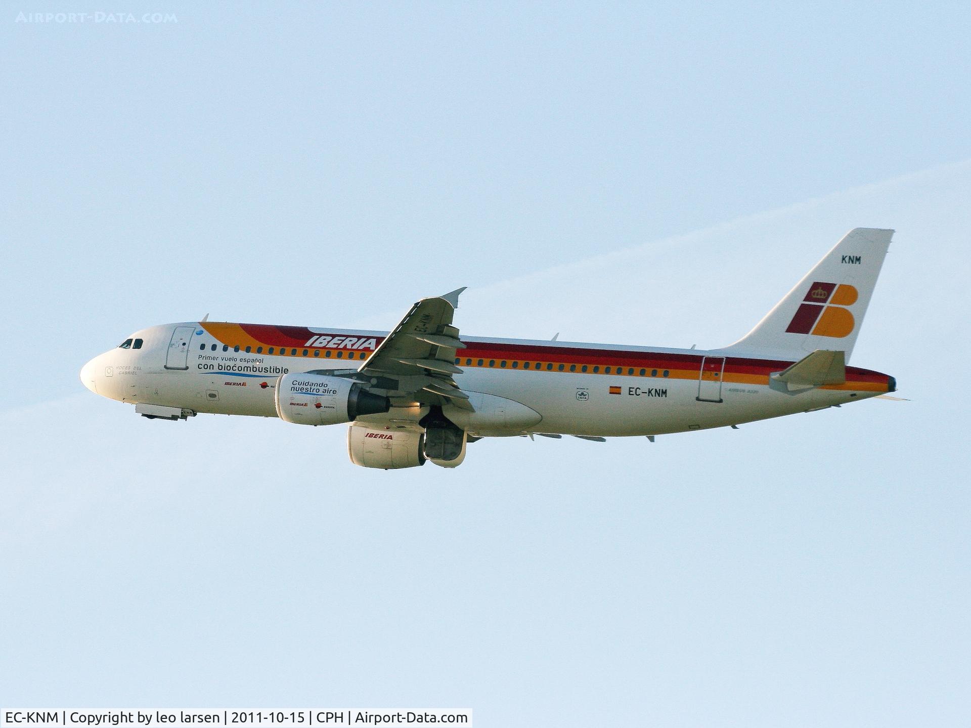 EC-KNM, 2000 Airbus A320-214 C/N 1229, Copenhagen 15.10.2011