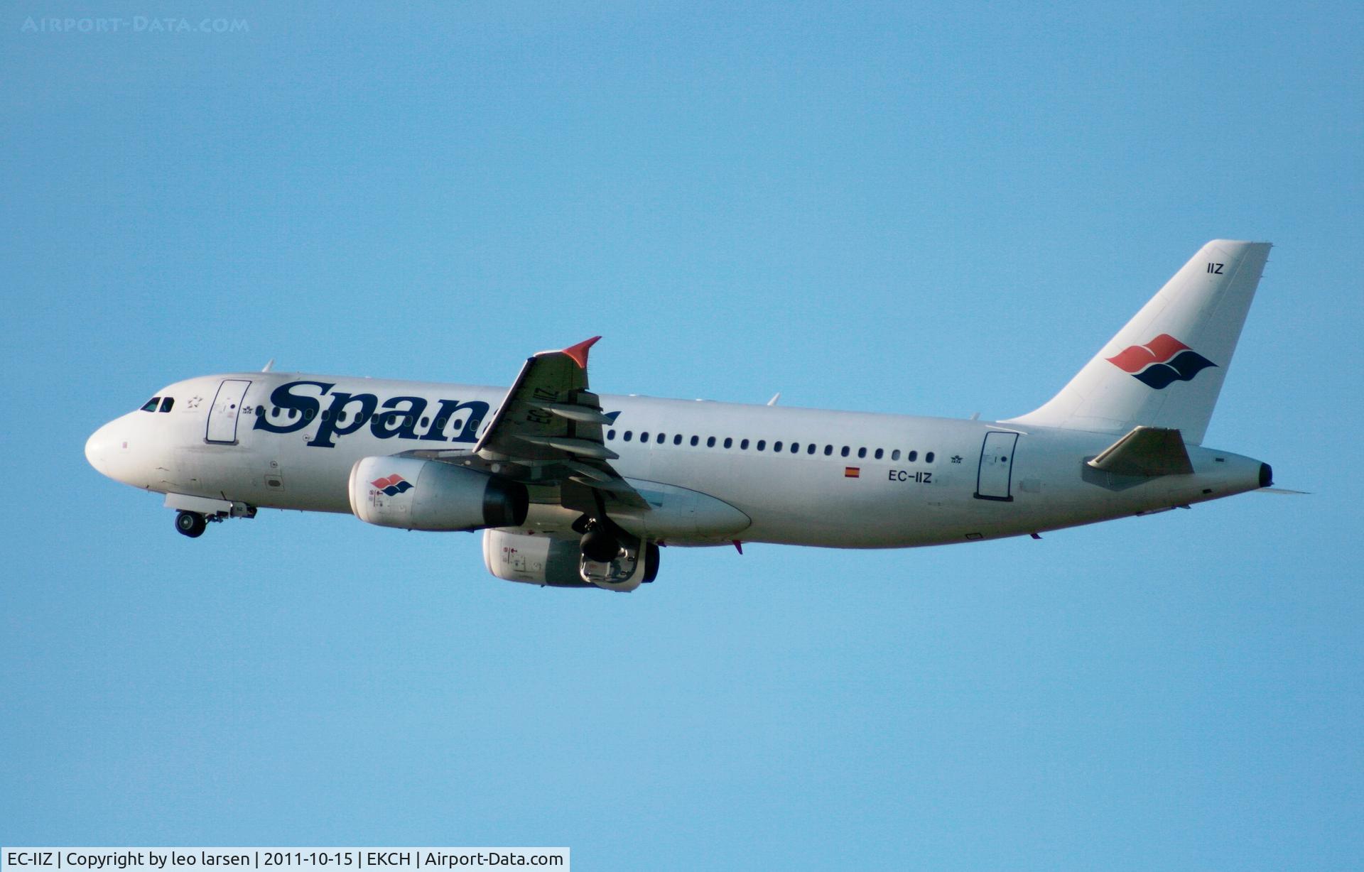 EC-IIZ, 2002 Airbus A320-232 C/N 1862, Copenhagen 15.10.2011