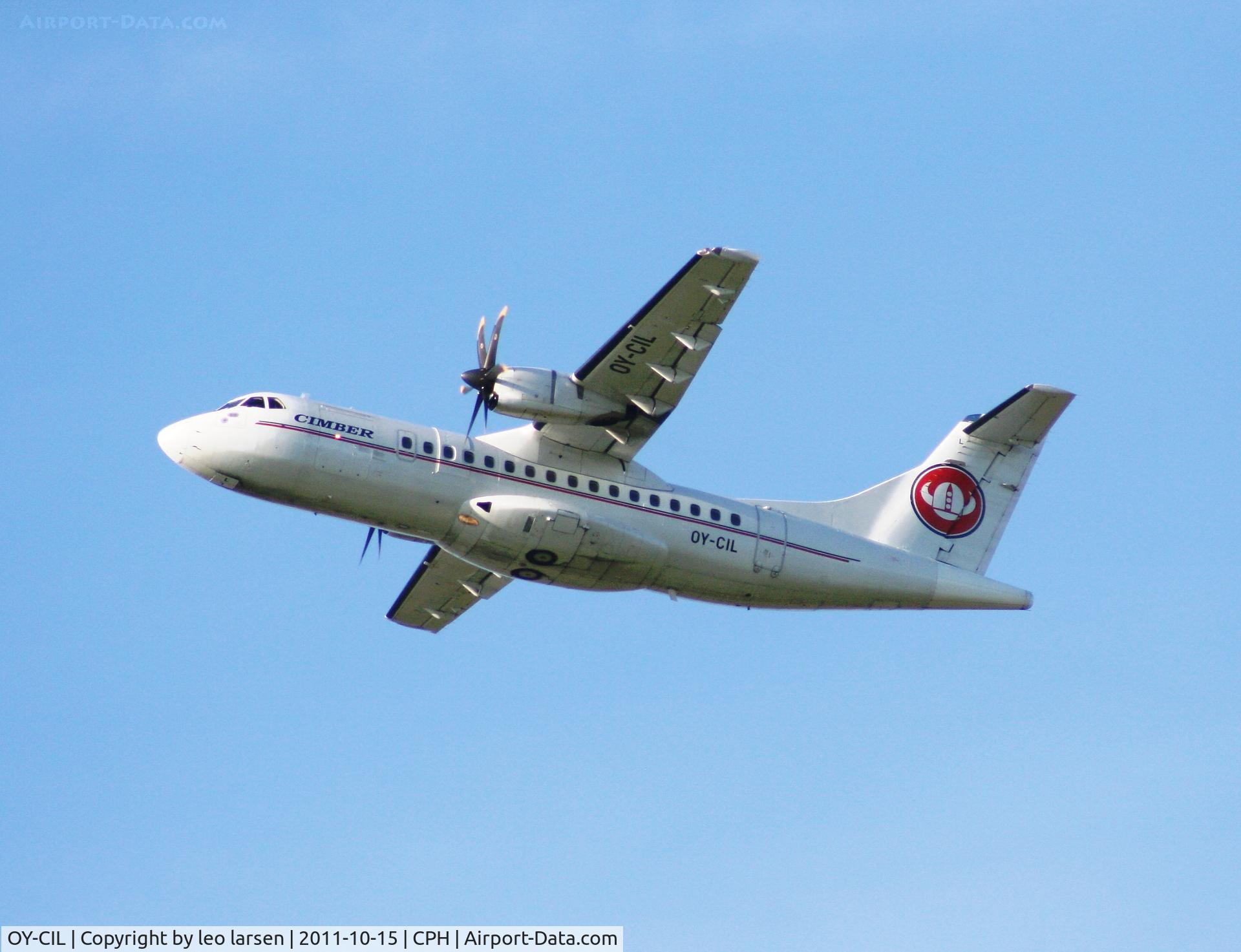 OY-CIL, 1996 ATR 42-500 C/N 514, Copenhagen 15.10.2011