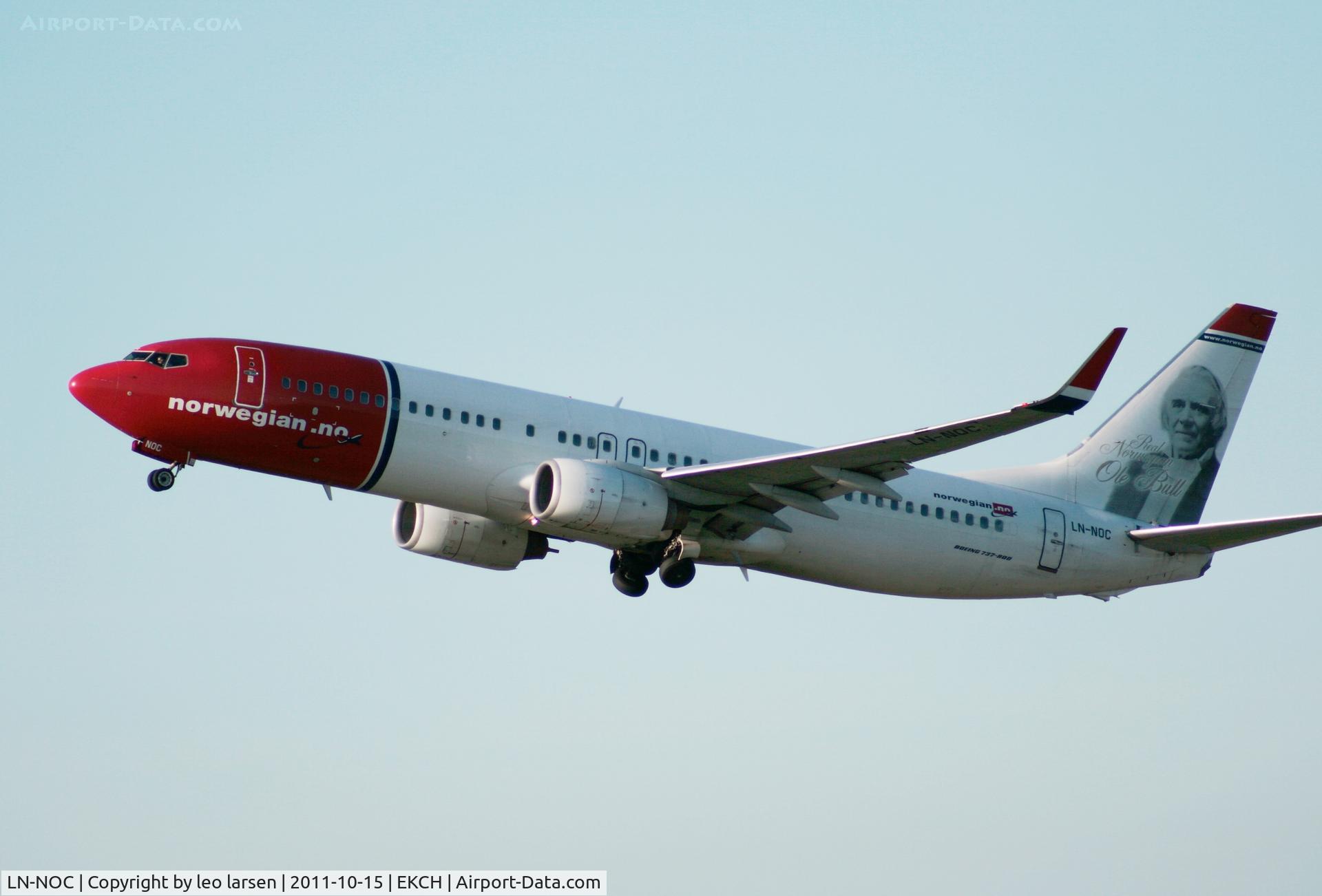 LN-NOC, 2001 Boeing 737-81Q C/N 30785, Copenhagen 15.10.2011