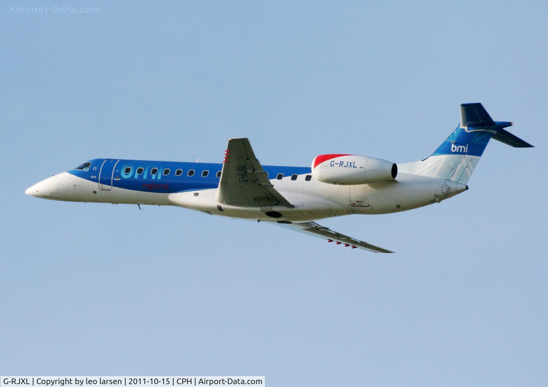 G-RJXL, 2001 Embraer ERJ-135ER (EMB-135ER) C/N 145376, Copenhagen 15.10.2011