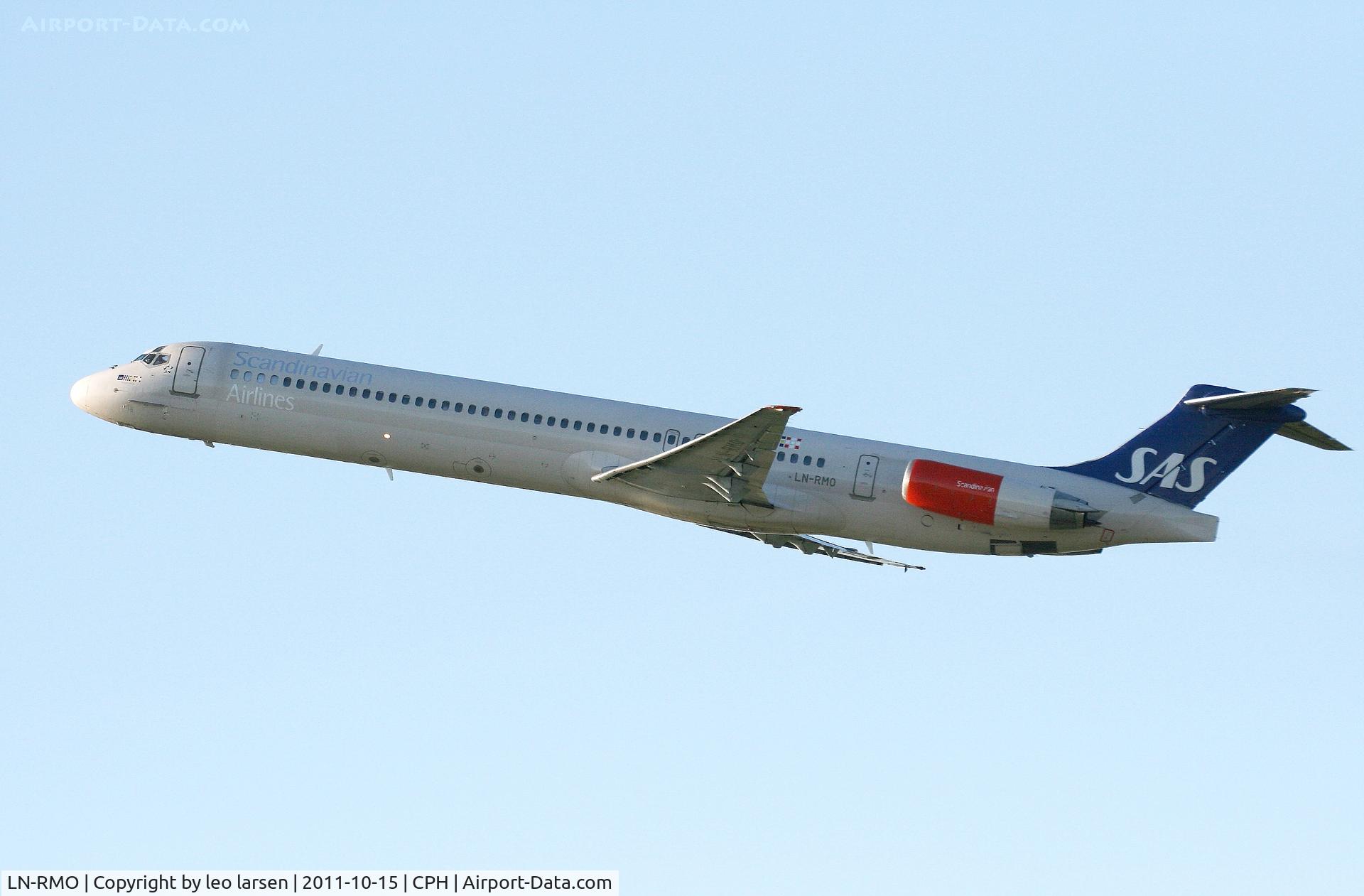 LN-RMO, 1991 McDonnell Douglas MD-81 (DC-9-81) C/N 53315, Copenhagen 15.10.2011