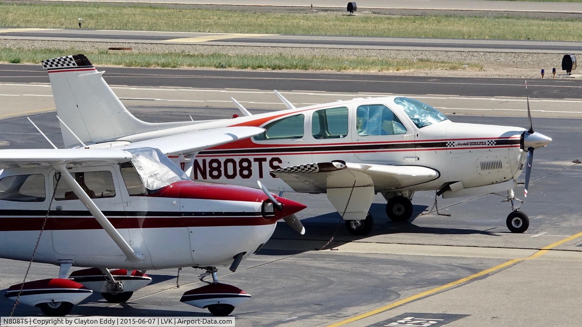N808TS, 1968 Beech E33C Bonanza C/N CJ-1, LVK 2015