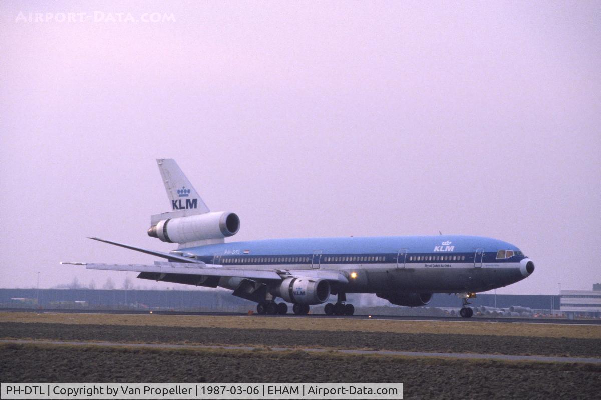 PH-DTL, 1975 McDonnell Douglas DC-10-30 C/N 46952, KLM DC-10-30 landing at Schiphol airport, the Netherlands, 1987