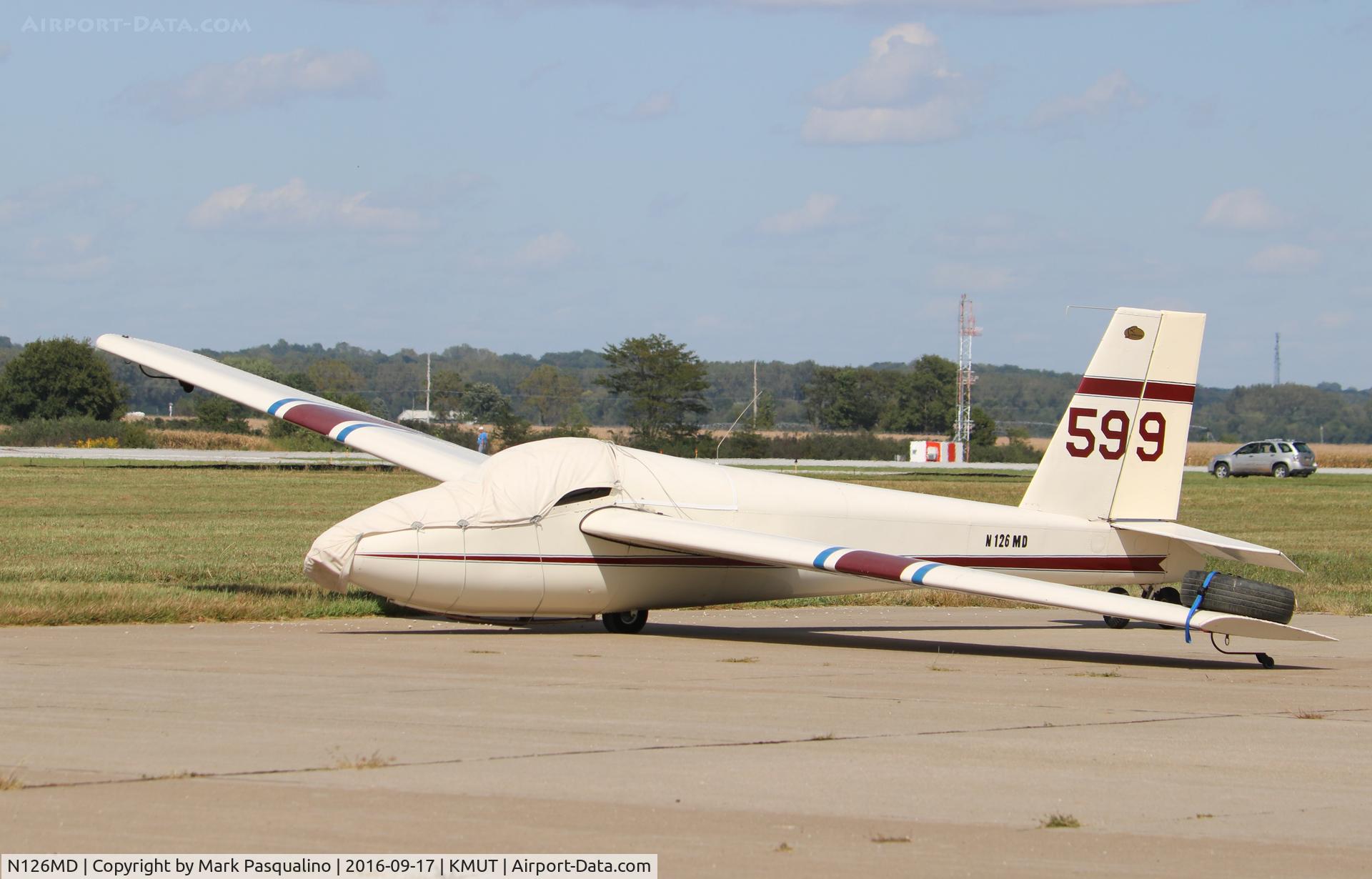 N126MD, 1974 Schweizer SGS 1-26E C/N 599, Schweizer SGS 1-26E