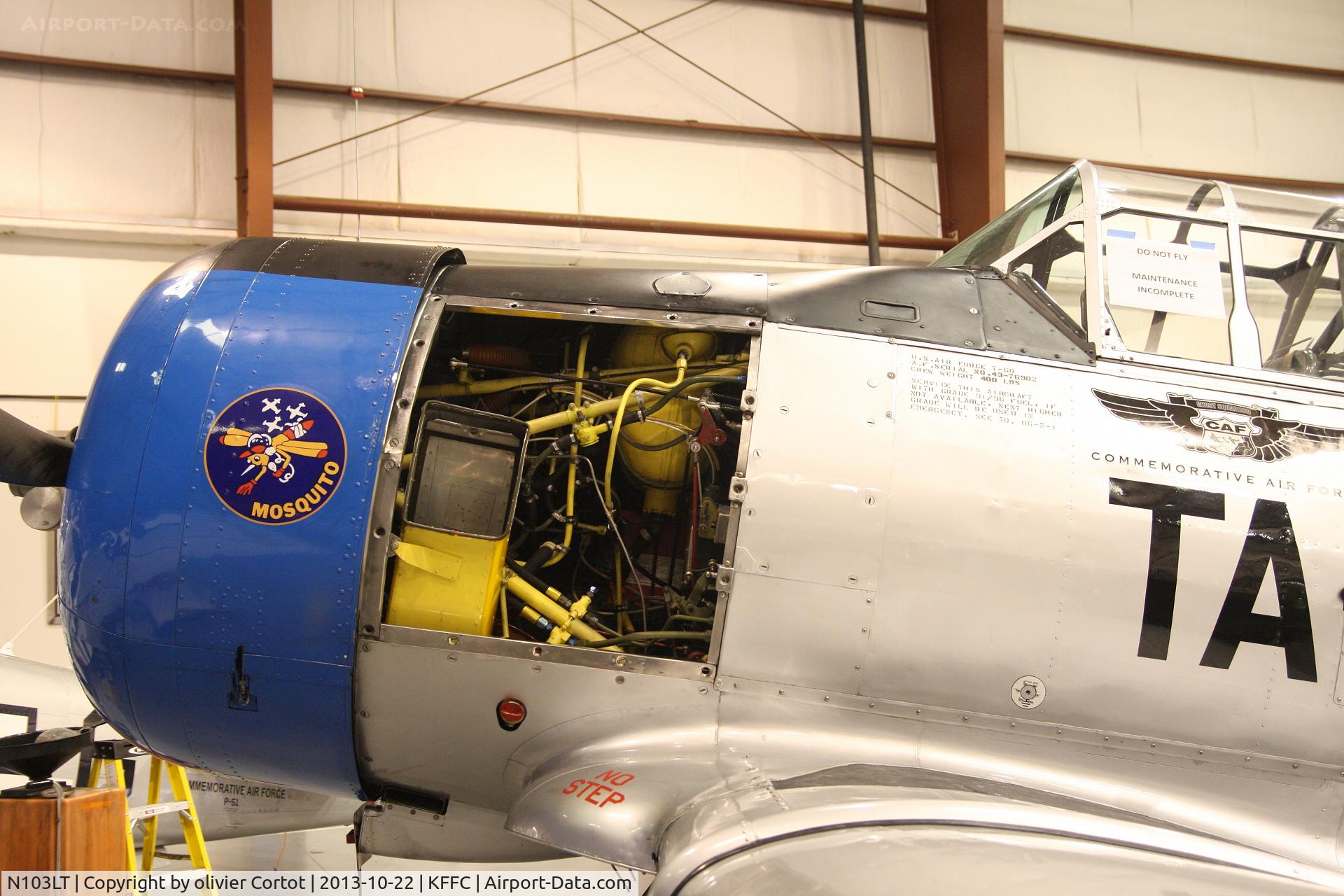 N103LT, 1943 North American SNJ-4 Texan C/N 88-12097, detail view