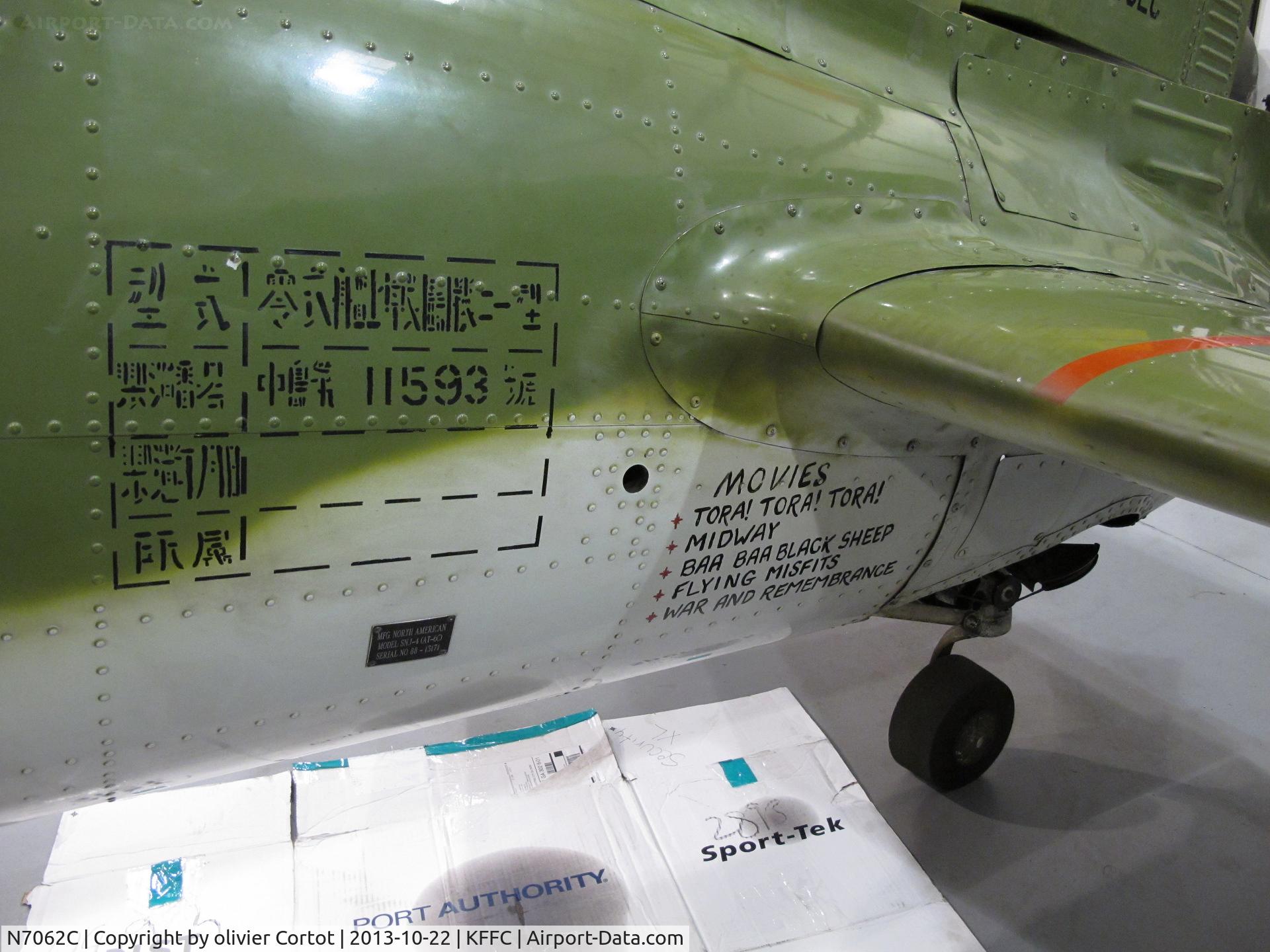 N7062C, 1943 North American SNJ-4 Texan C/N 88-13171, a real movie star !