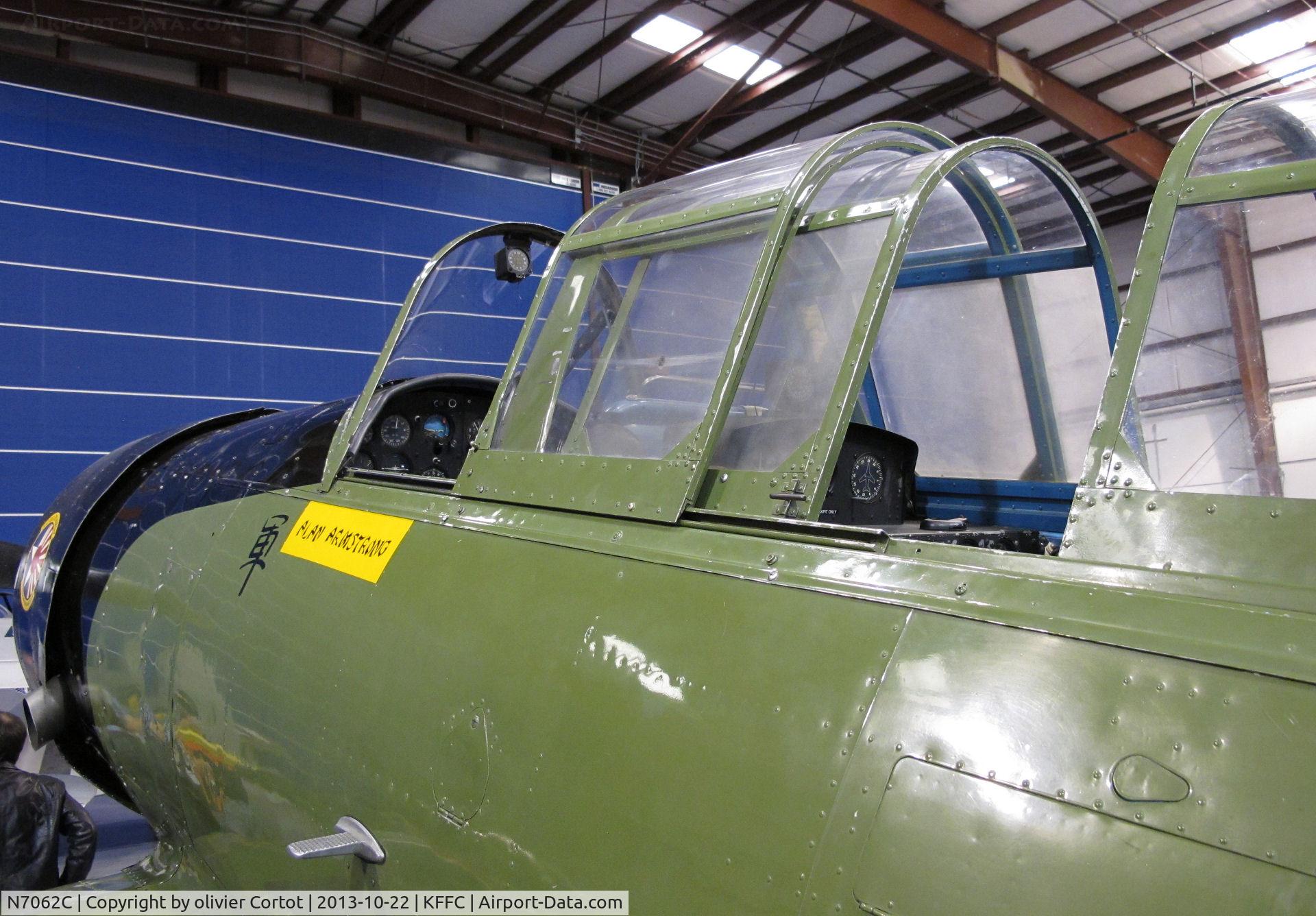 N7062C, 1943 North American SNJ-4 Texan C/N 88-13171, partial view on the cockpit
