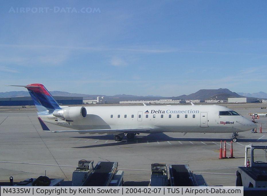 N433SW, 2001 Bombardier CRJ-200LR (CL-600-2B19) C/N 7550, tUCSON