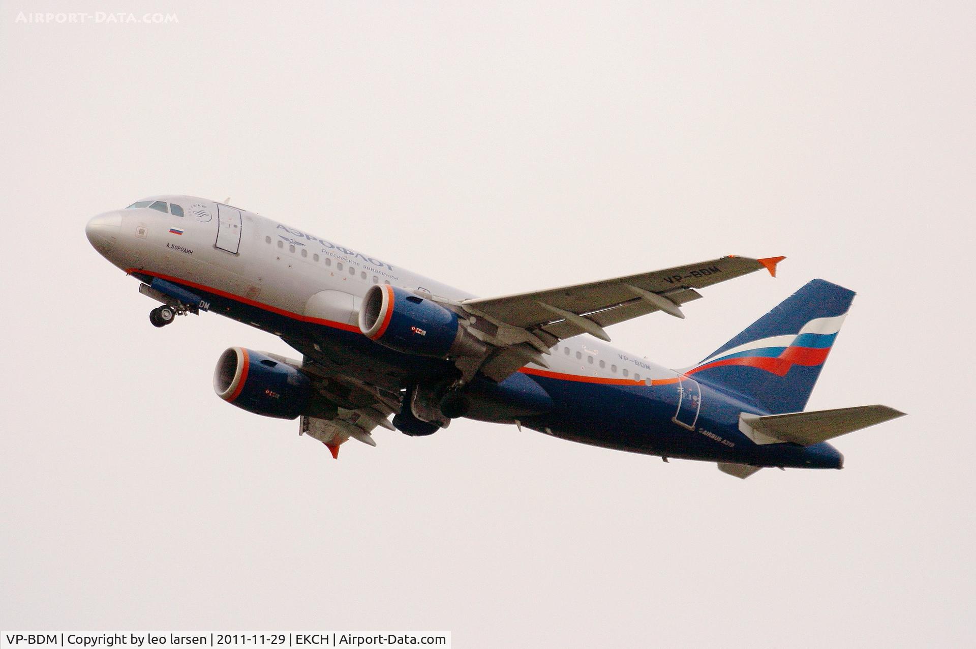 VP-BDM, 2003 Airbus A319-111 C/N 2069, Copenhagen 29.11.2011