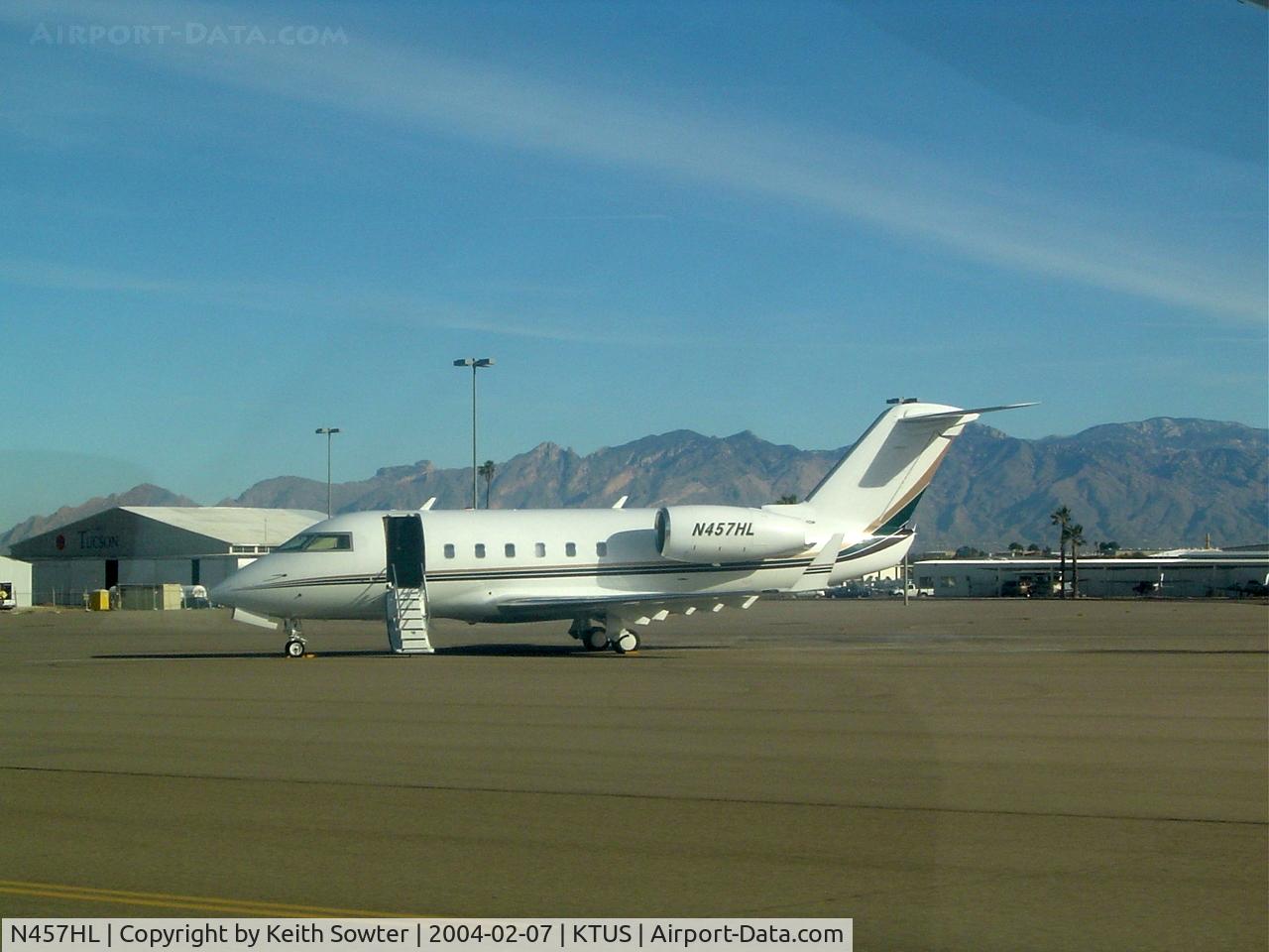 N457HL, 1982 Canadair Challenger 600 (CL-600-1A11) C/N 1063, Awaiting its next flight