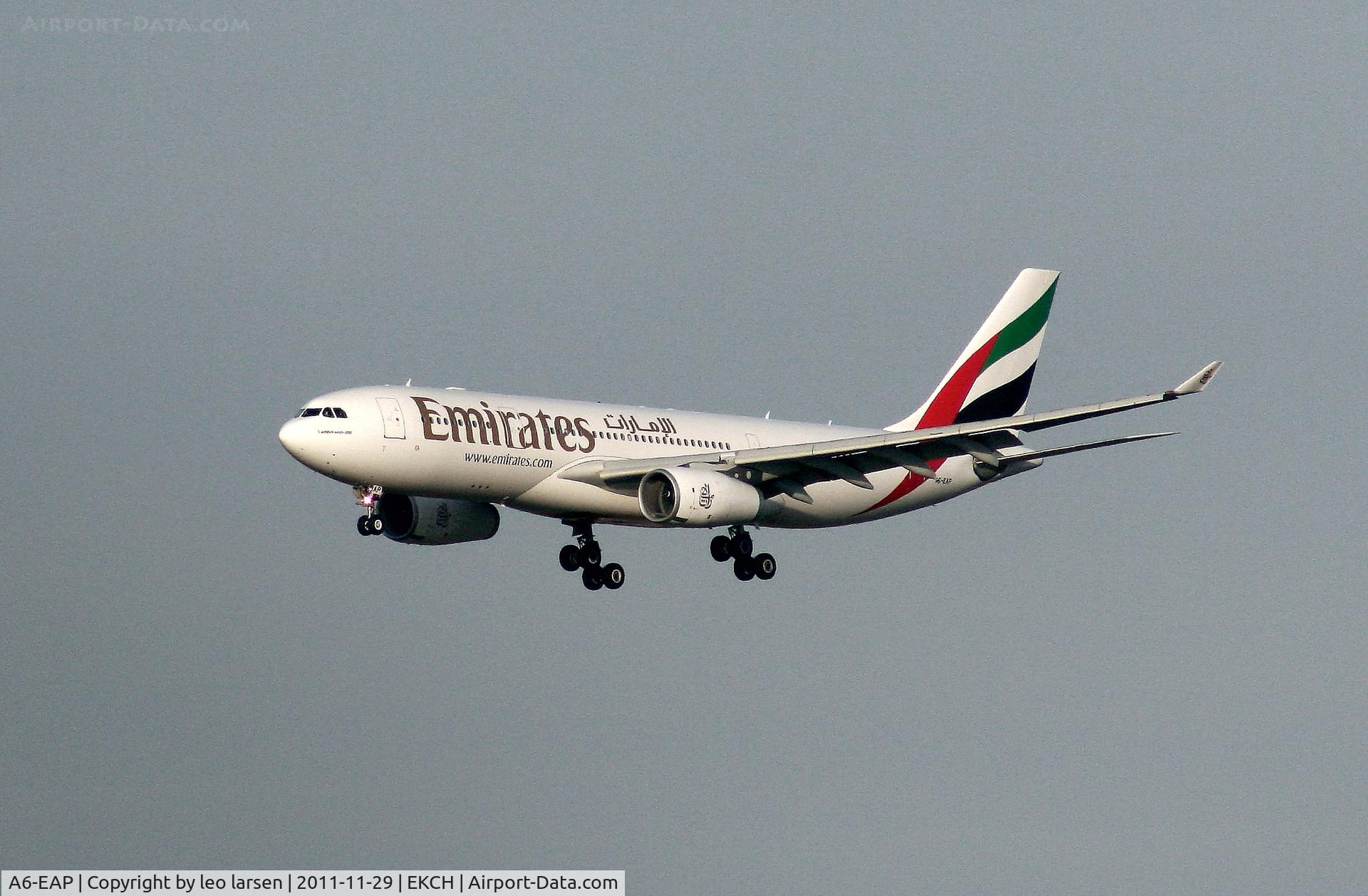 A6-EAP, 2003 Airbus A330-243 C/N 509, Copenhagen 29.11.2011
