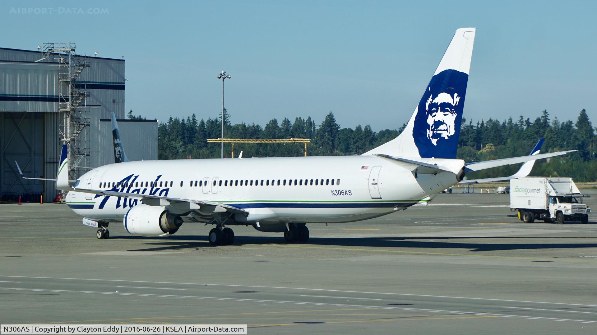 N306AS, 2001 Boeing 737-990 C/N 30014, SEA 2016