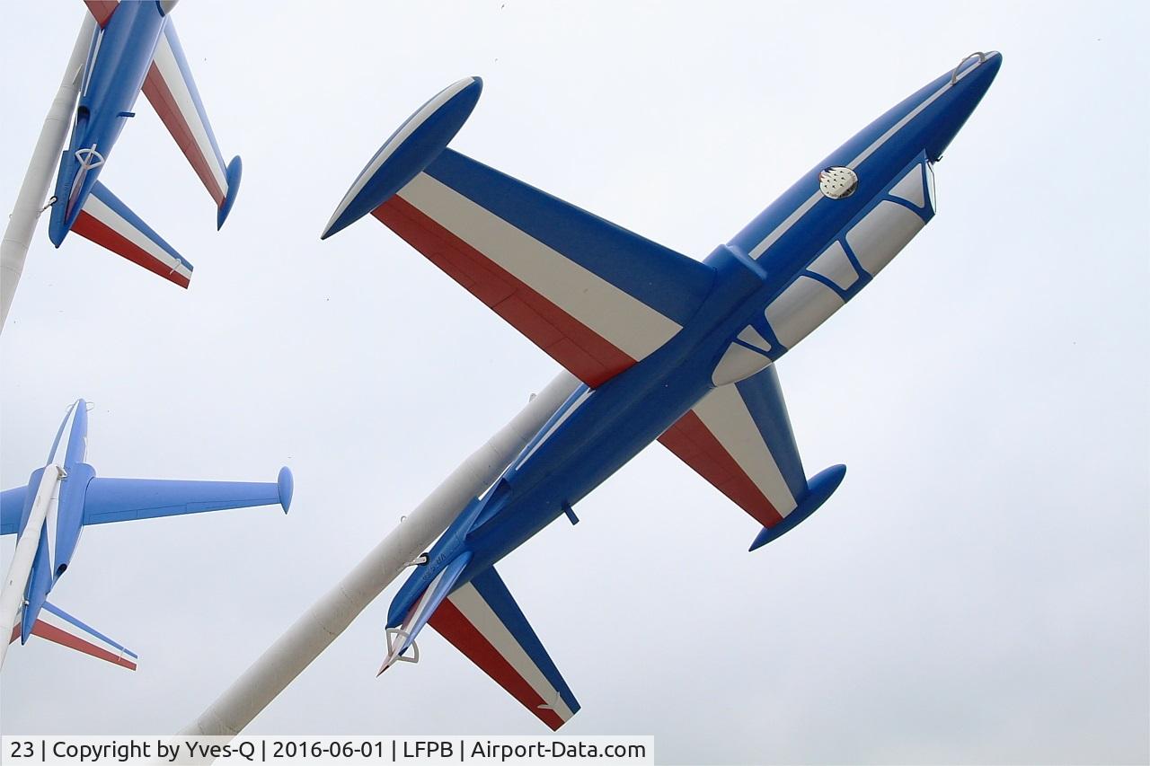 23, Fouga CM-170 Magister C/N 23, Fouga CM-170 Magister, In front of Air & Space Museum Paris-Le Bourget (LFPB) entrance