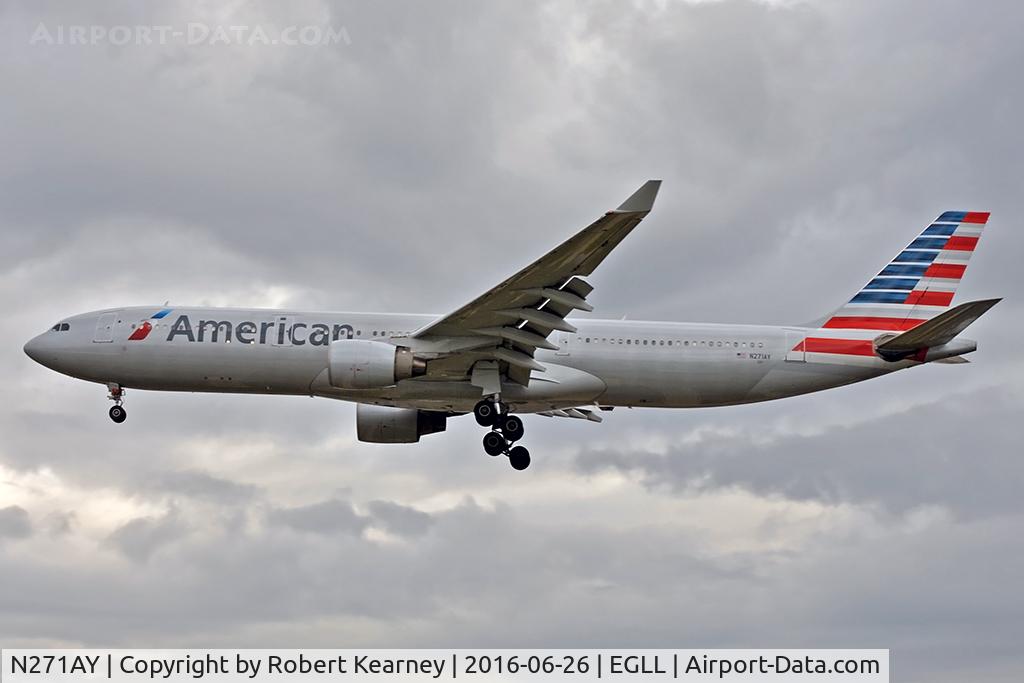 N271AY, 2000 Airbus A330-323 C/N 0323, Arriving 27L