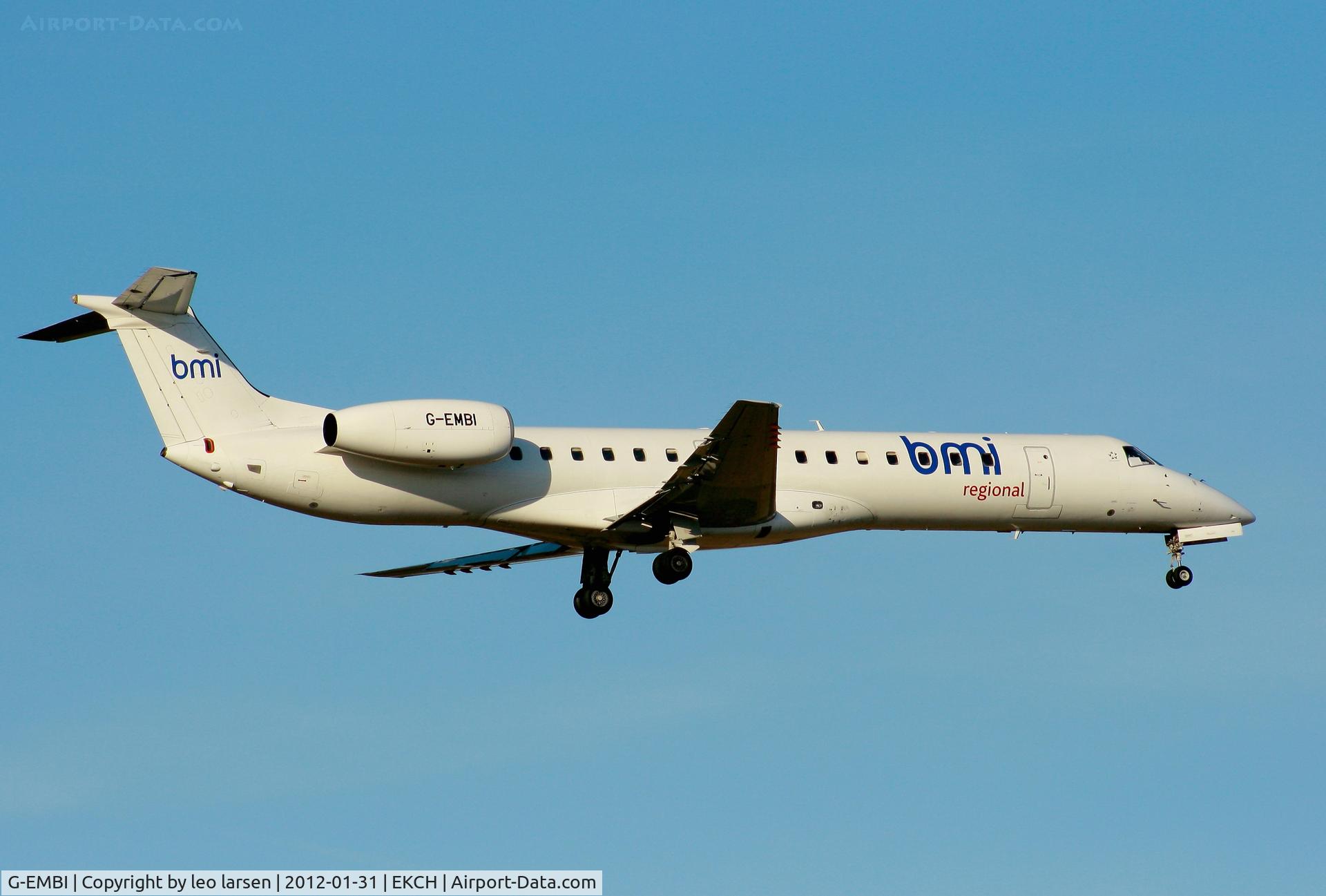 G-EMBI, 1999 Embraer EMB-145EU (ERJ-145EU) C/N 145126, Copenhagen 31.1.2012