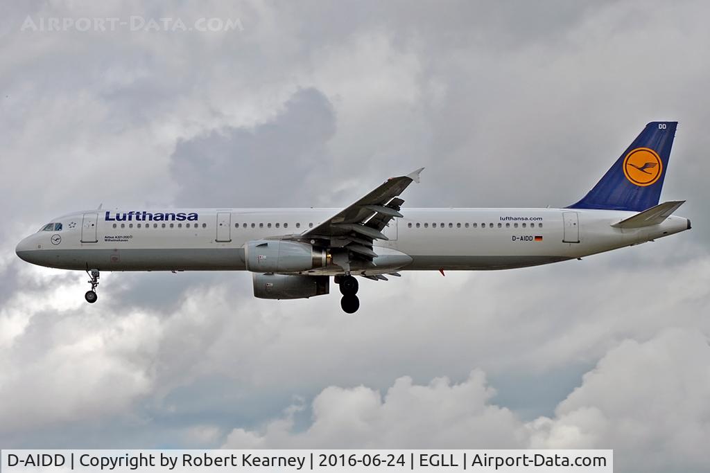 D-AIDD, 2010 Airbus A321-231 C/N 4585, Arriving 27L