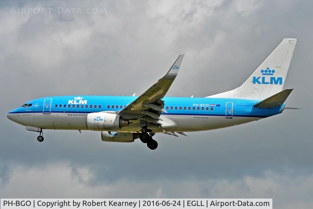 PH-BGO, 2011 Boeing 737-7K2 C/N 38126, Arriving 27L