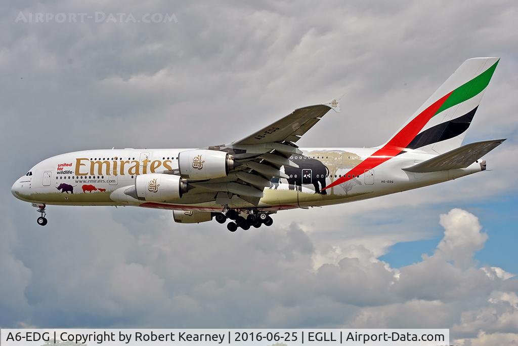 A6-EDG, 2009 Airbus A380-861 C/N 023, Arriving 27L