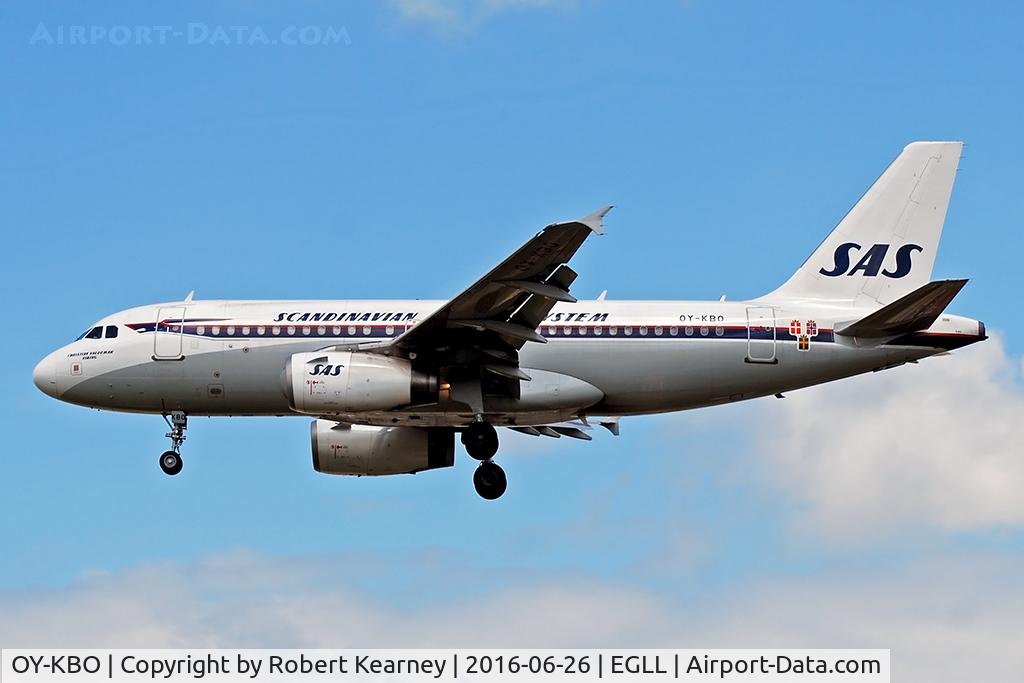 OY-KBO, 2006 Airbus A319-131 C/N 2850, Arriving 27L