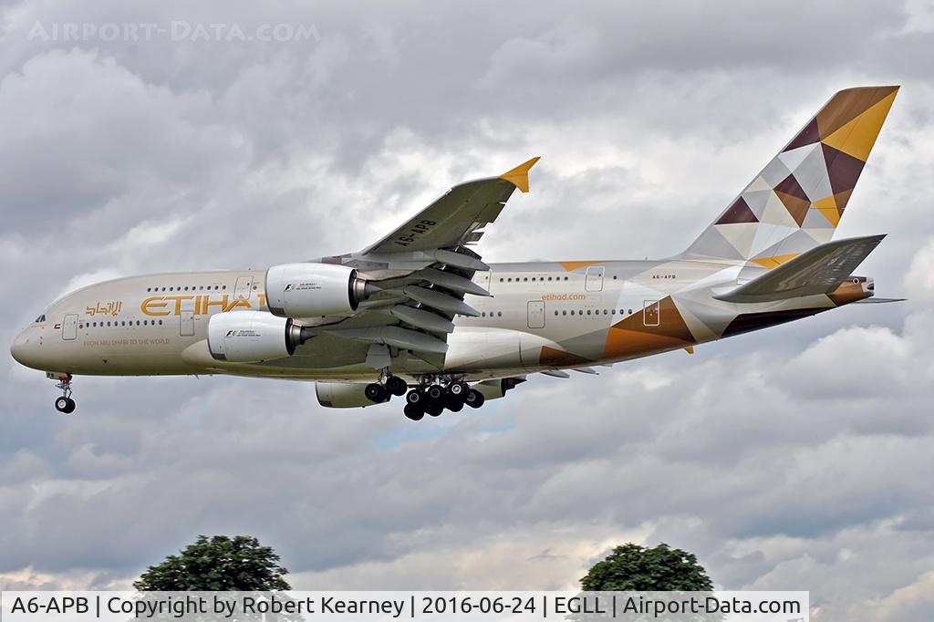 A6-APB, 2014 Airbus A380-861 C/N 170, Arriving 27L