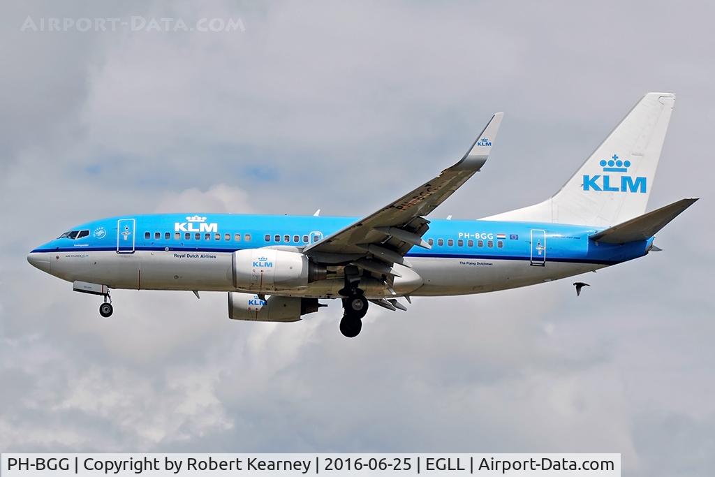 PH-BGG, 2009 Boeing 737-7K2 C/N 30367, Arriving 27L