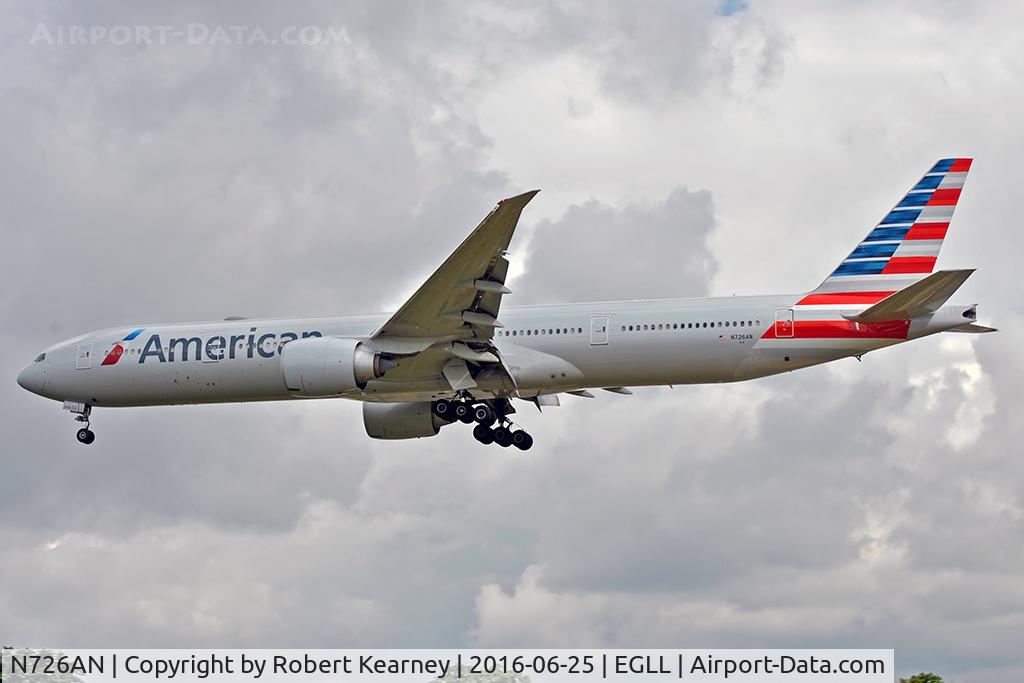 N726AN, 2013 Boeing 777-323/ER C/N 31550, Arriving 27L