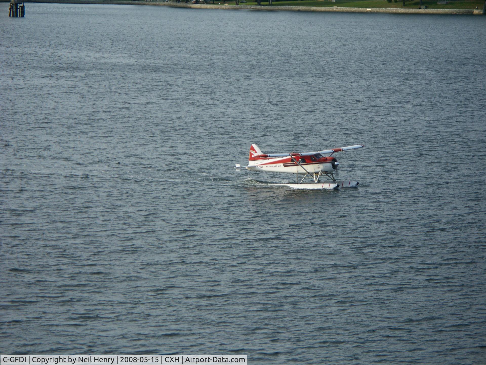 C-GFDI, 1953 De Havilland Canada U-6A Beaver C/N 606, taken at Vancouver harbour (Burrard Inlet) - Sept 2008