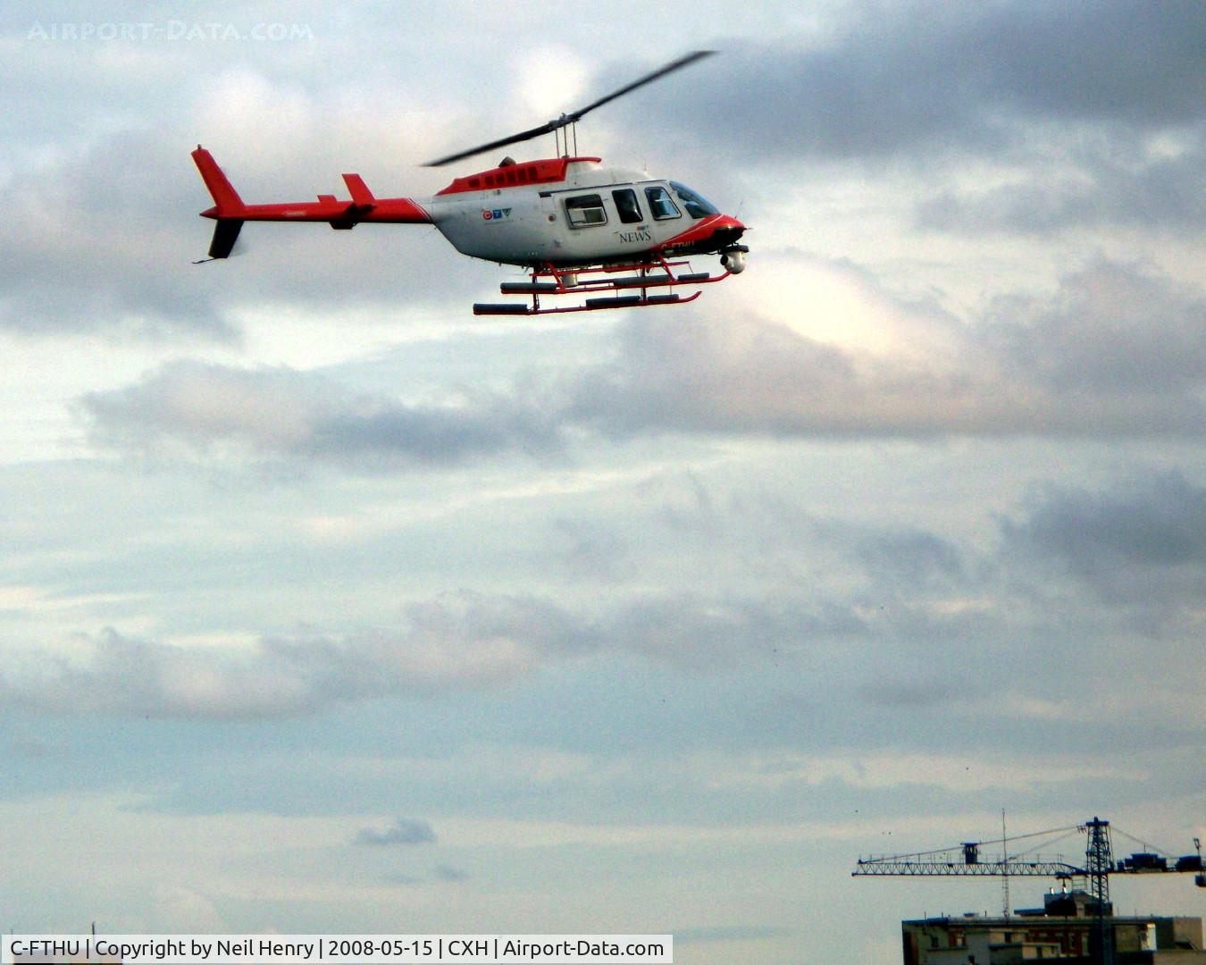 C-FTHU, 1996 Bell 206L-4 LongRanger IV LongRanger C/N 52176, taken as landing at heliport in Vancouver harbour, adjacent to container terminal - Sept 2008