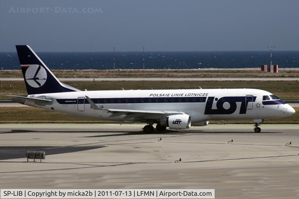 SP-LIB, 2006 Embraer 175STD (ERJ-170-200STD) C/N 17000132, Taxiing