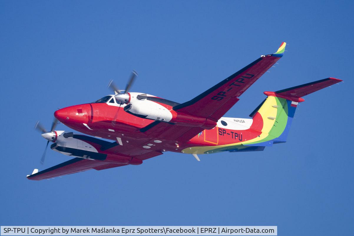 SP-TPU, 2015 Beech 300 C/N FL-948, SP-TPU - Beech 300 Super King Air 350