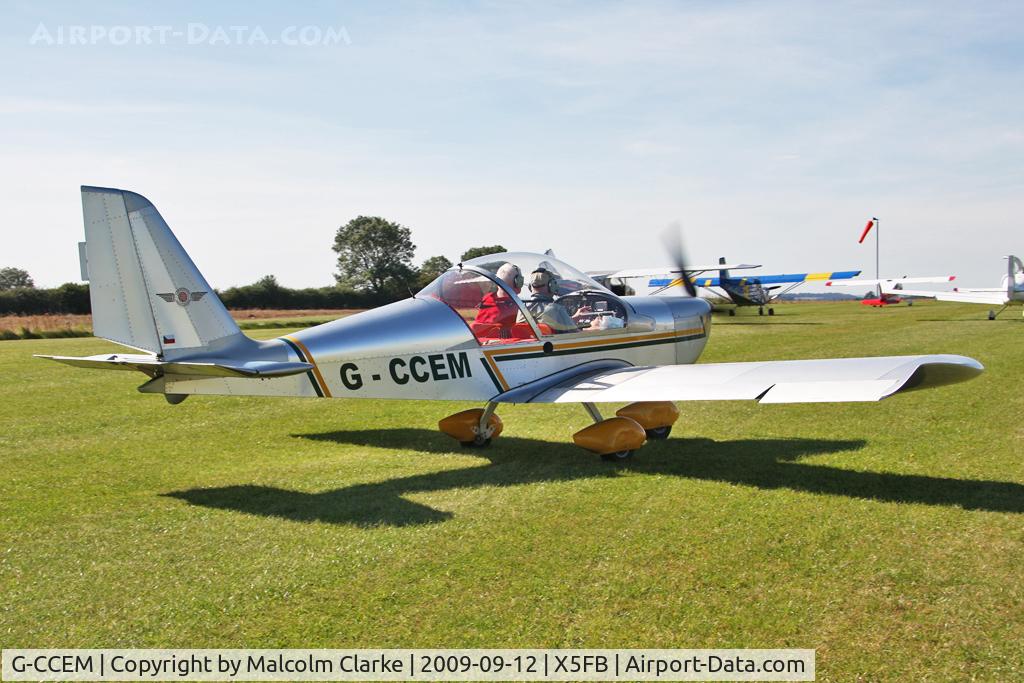 G-CCEM, 2003 Aerotechnik EV-97A Eurostar C/N PFA 315-13987, Aerotechnik EV-97A Eurostar, Fishburn Airfield, September 12th 2009.
