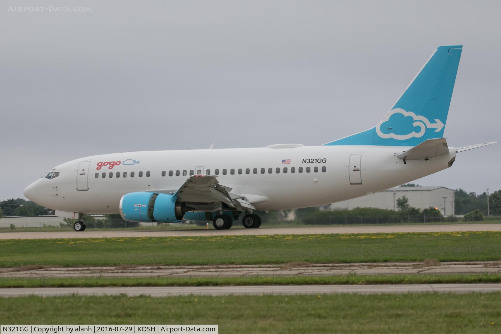 N321GG, 1992 Boeing 737-5H6 C/N 26445, Arriving at AirVenture 2016