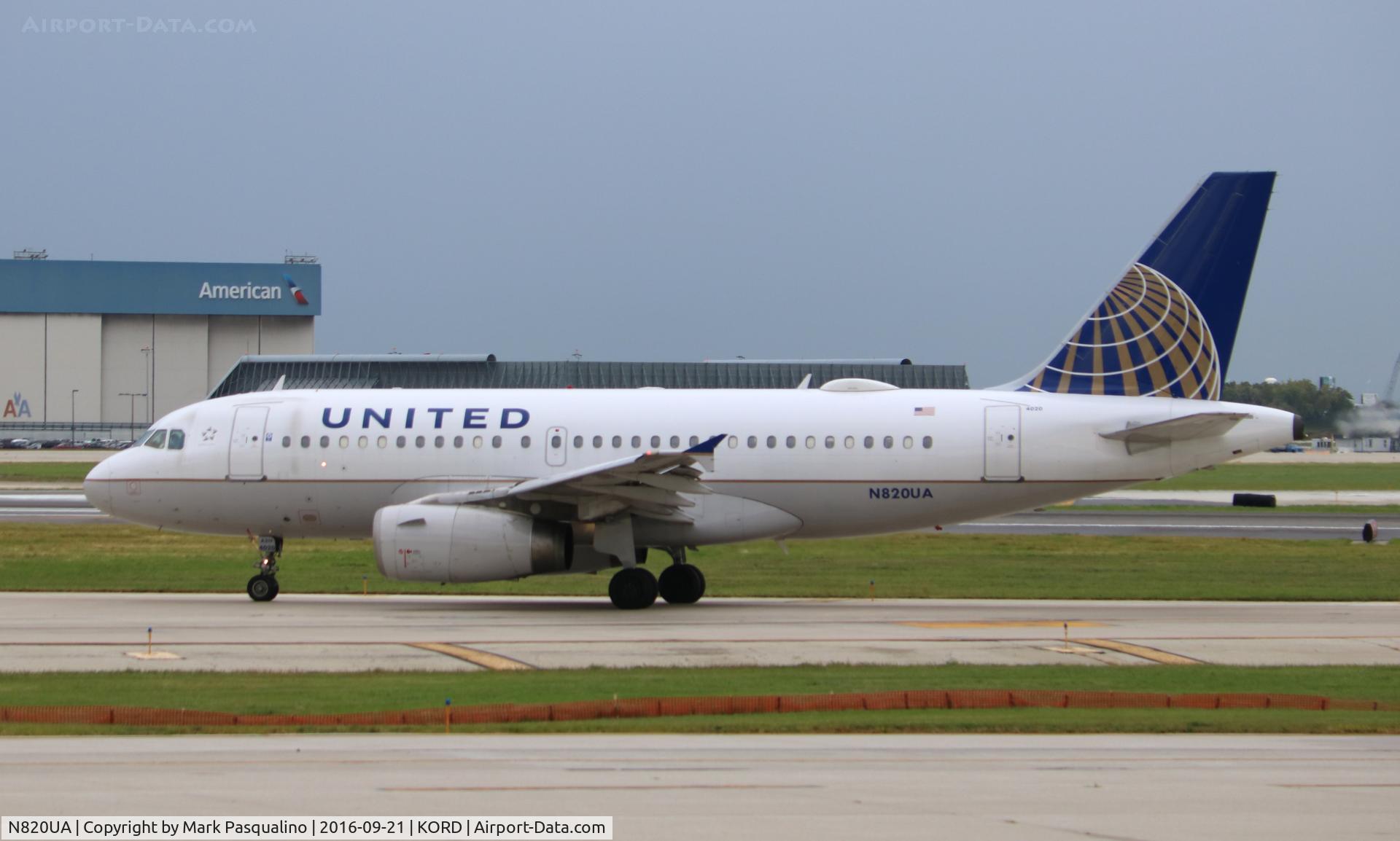 N820UA, 1998 Airbus A319-131 C/N 898, Airbus A319
