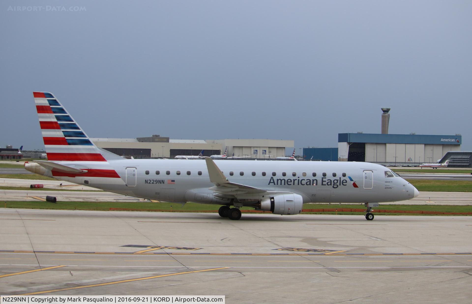 N229NN, 2016 Embraer 175LR (ERJ-170-200LR) C/N 17000547, ERJ 170-200 LR