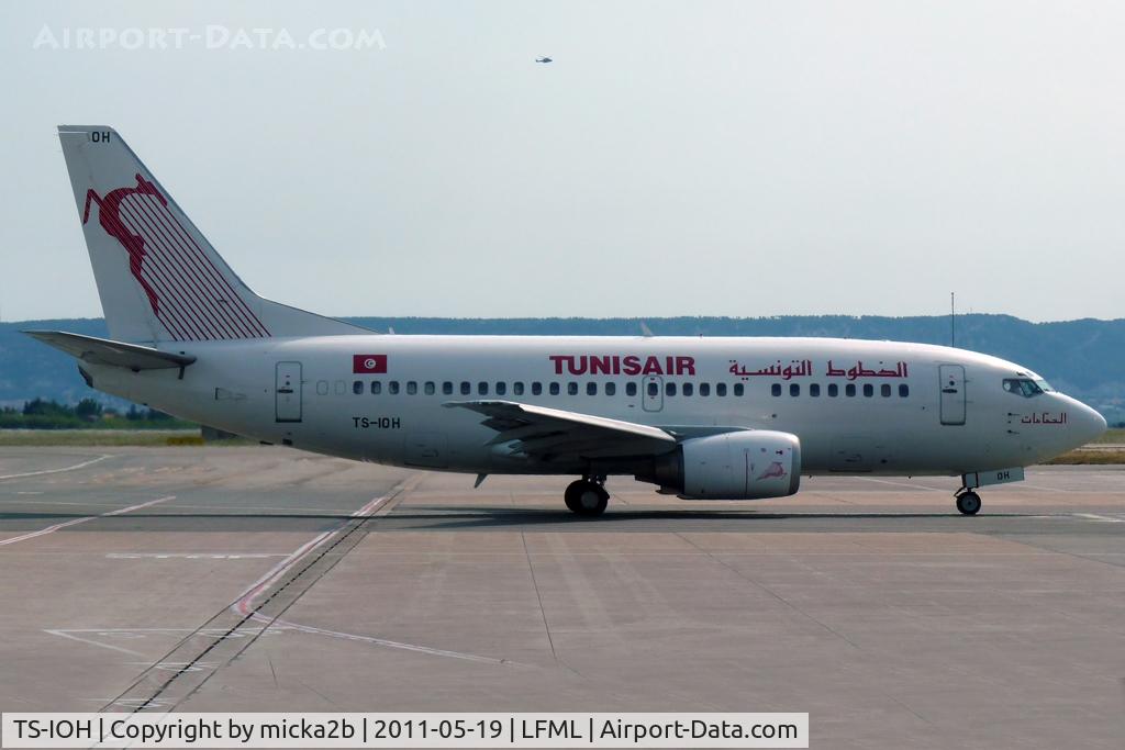 TS-IOH, 1993 Boeing 737-5H3 C/N 26640, Taxiing