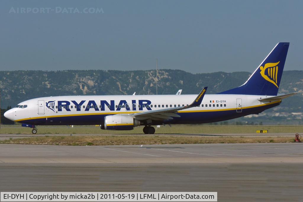 EI-DYH, 2008 Boeing 737-8AS C/N 36570, Taxiing