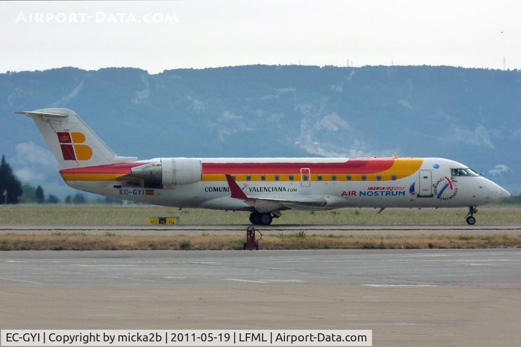 EC-GYI, 1998 Canadair CRJ-200ER (CL-600-2B19) C/N 7249, Taxiing