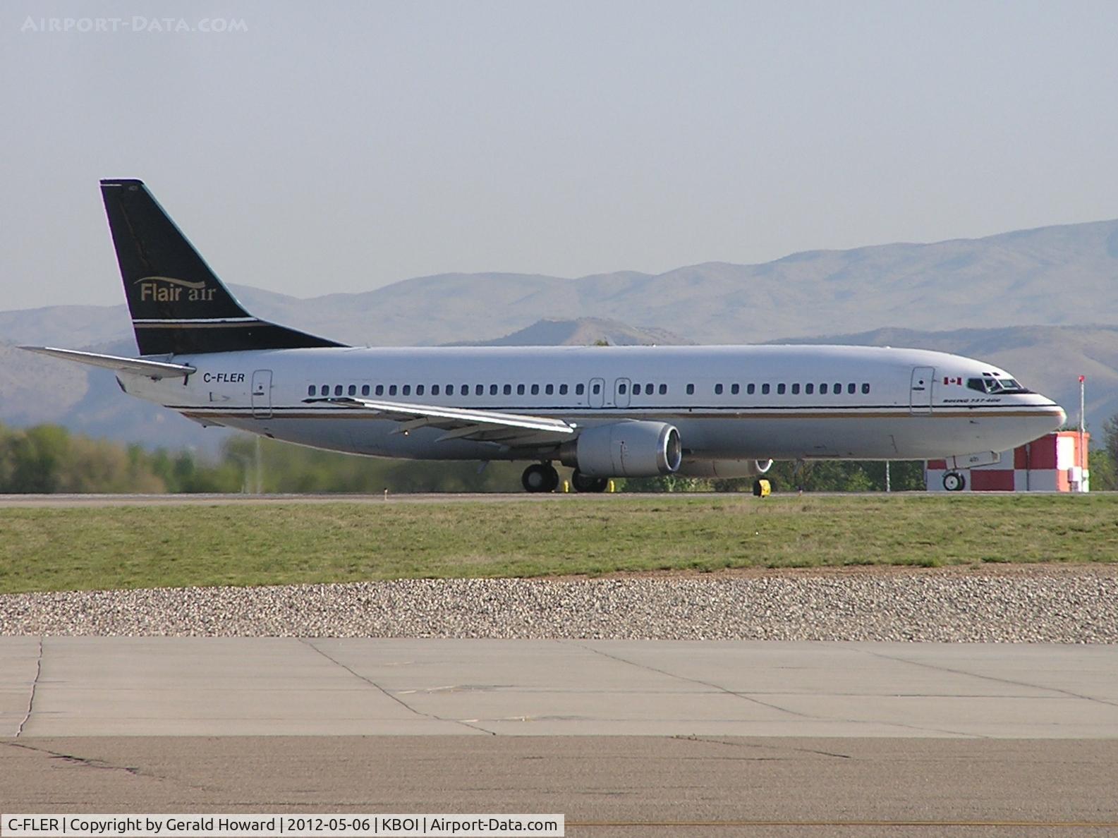 C-FLER, 1990 Boeing 737-46B C/N 24573, Taxing from RWY 28L.