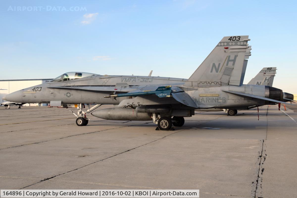 164896, McDonnell Douglas F/A-18C Hornet C/N 1228/C357, VMFA-323 “Death Rattlers”, 3rd MAW, MAG-11, MCAS Miramar, CA.
