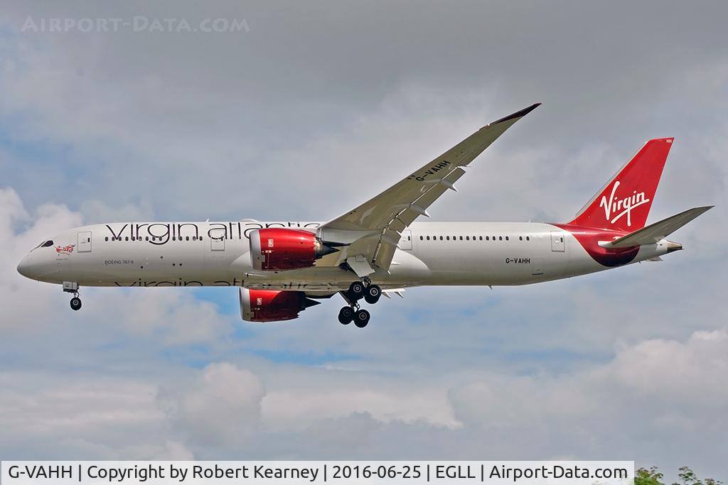 G-VAHH, 2014 Boeing 787-9 Dreamliner C/N 37967, Arriving 27L