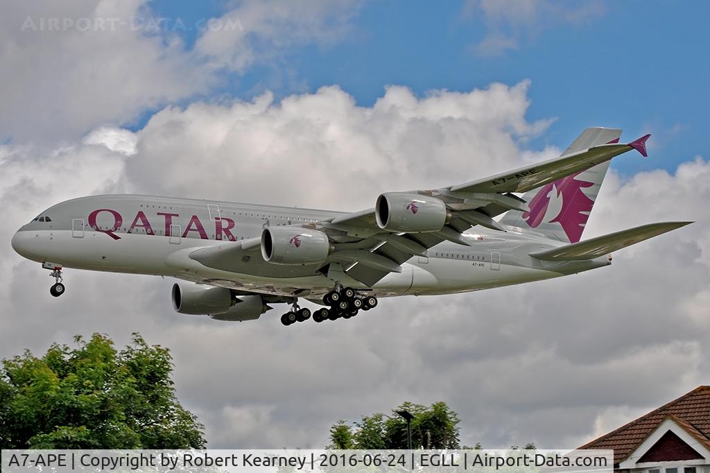 A7-APE, 2015 Airbus A380-861 C/N 0181, Arriving 27L