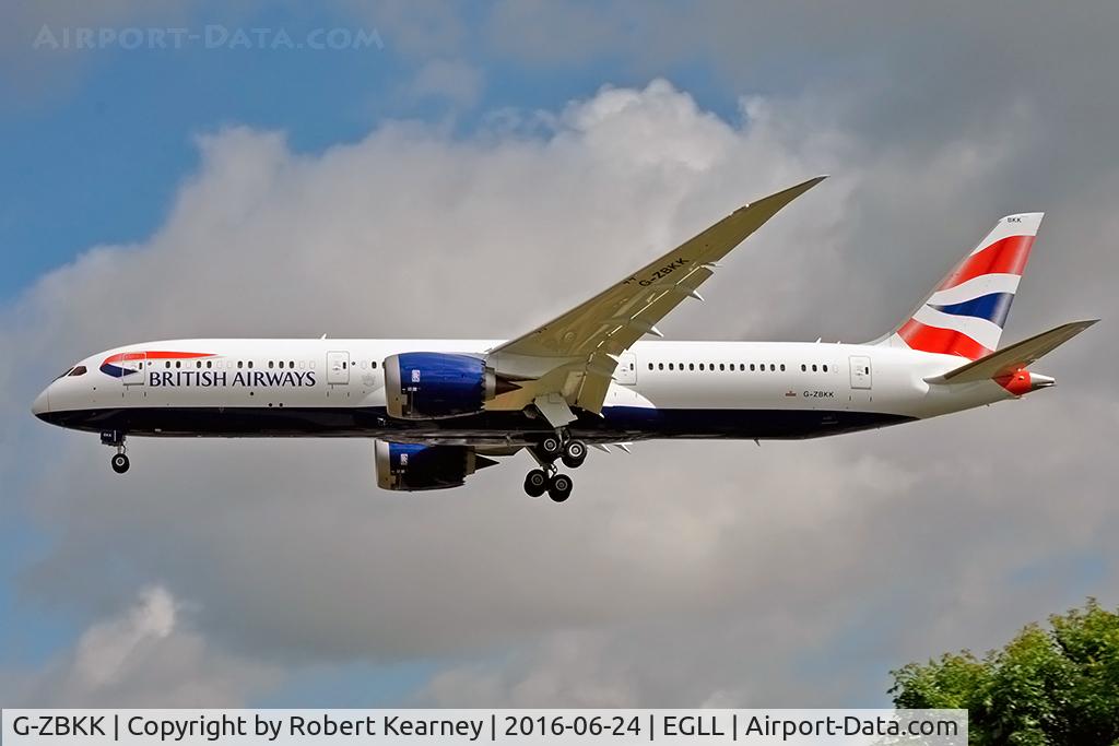 G-ZBKK, 2016 Boeing 787-9 Dreamliner C/N 38627, Arriving 27L