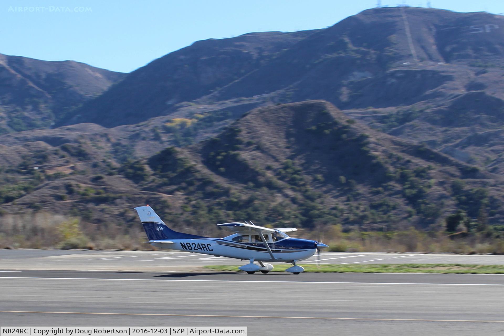 N824RC, 2004 Cessna T182T Turbo Skylane C/N T18208305, 2004 Cessna T182T TURBO SKYLANE, Lycoming TIO-540-AK1A 235 Hp, landing roll Rwy 22