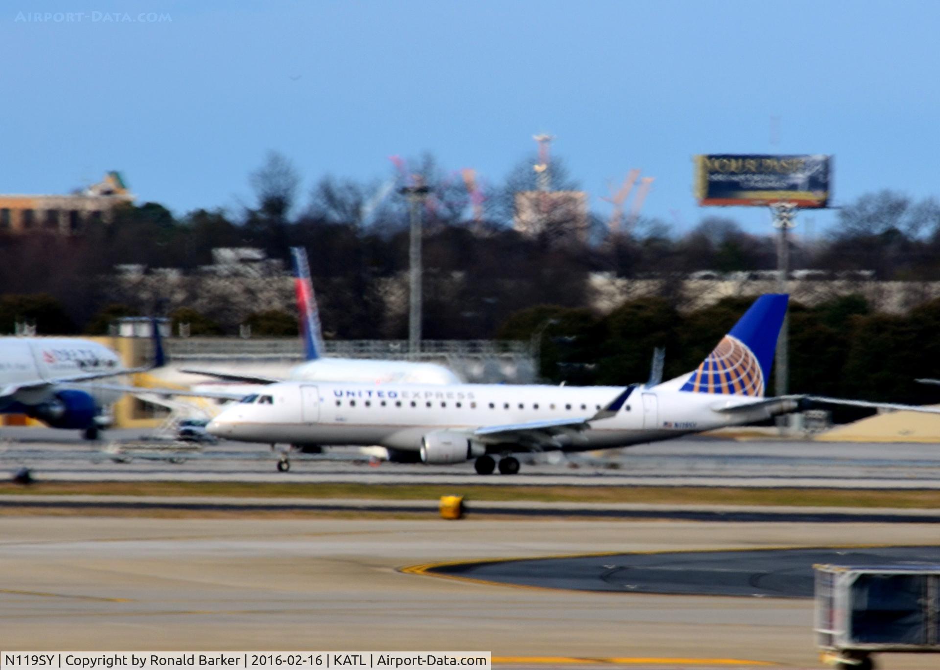 N119SY, 2014 Embraer 175LR (ERJ-170-200LR) C/N 17000421, Landing Atlanta