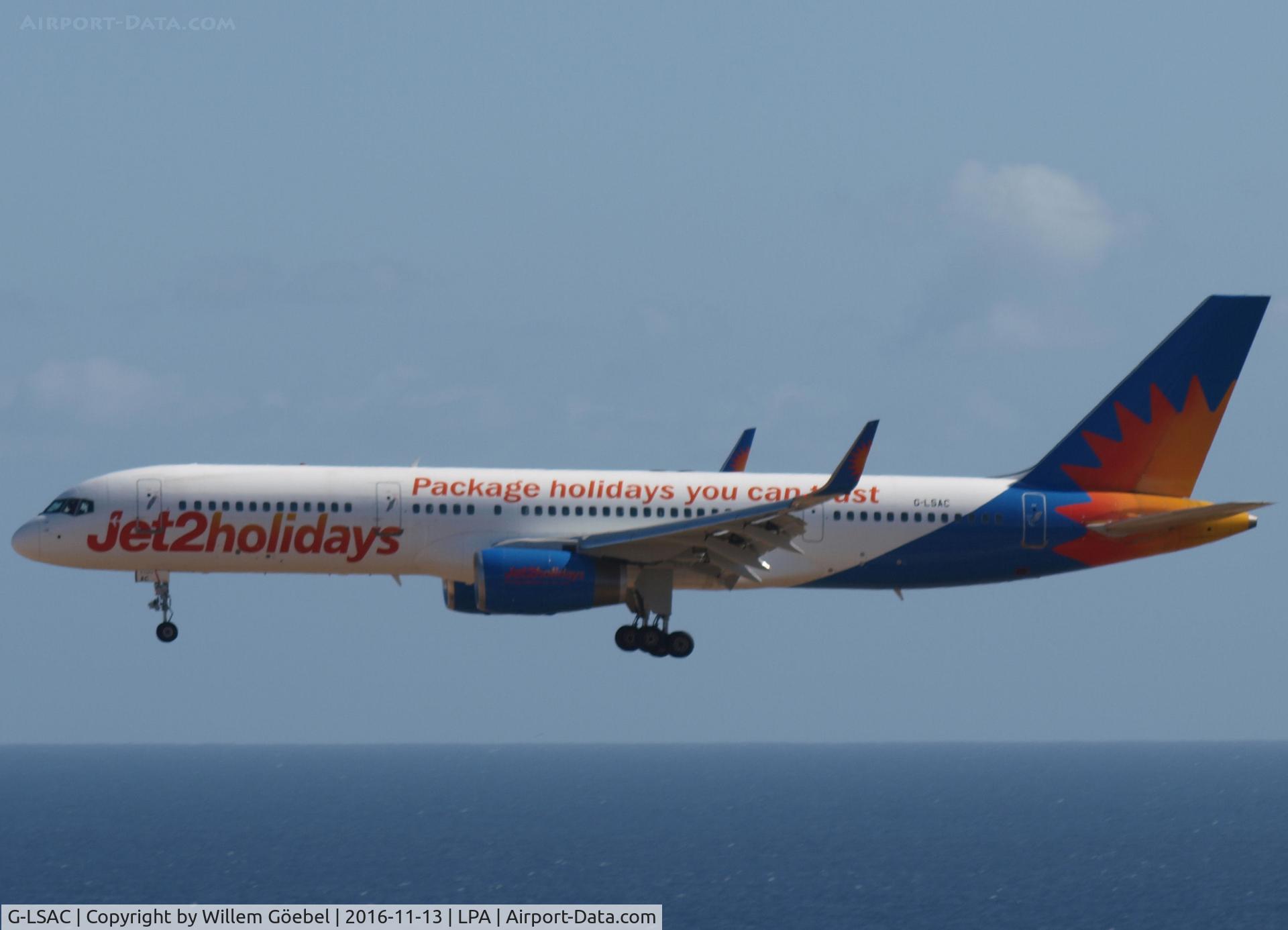 G-LSAC, 1992 Boeing 757-23A C/N 25488, Landing op Las Palmas Gran Canaria