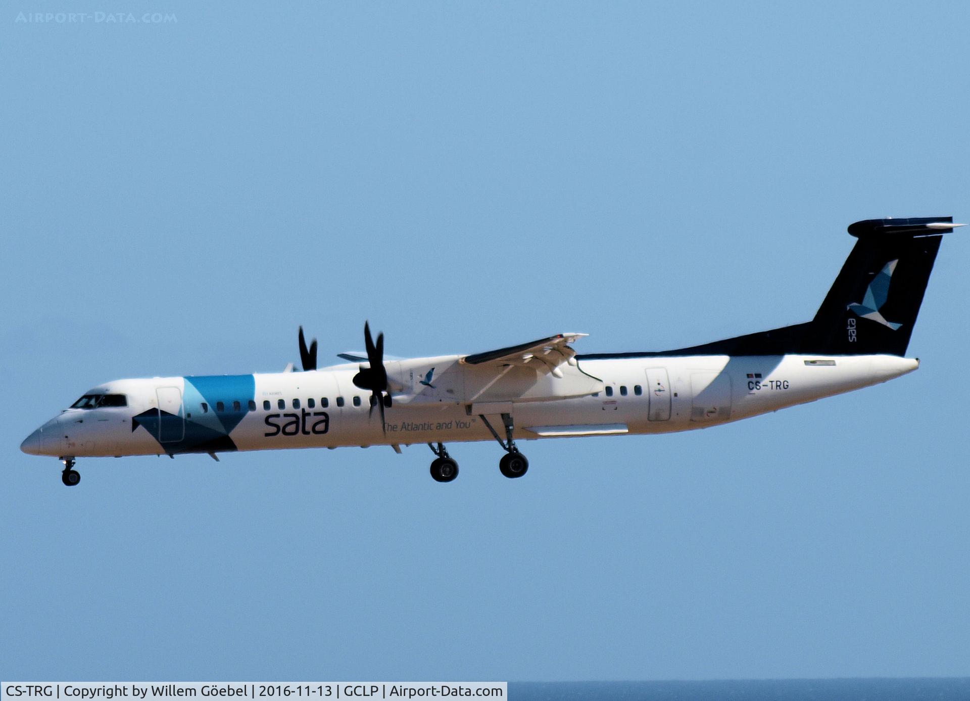 CS-TRG, 2010 Bombardier DHC-8-402 Dash 8 C/N 4298, Landing op Las Palmas Gran Canaria