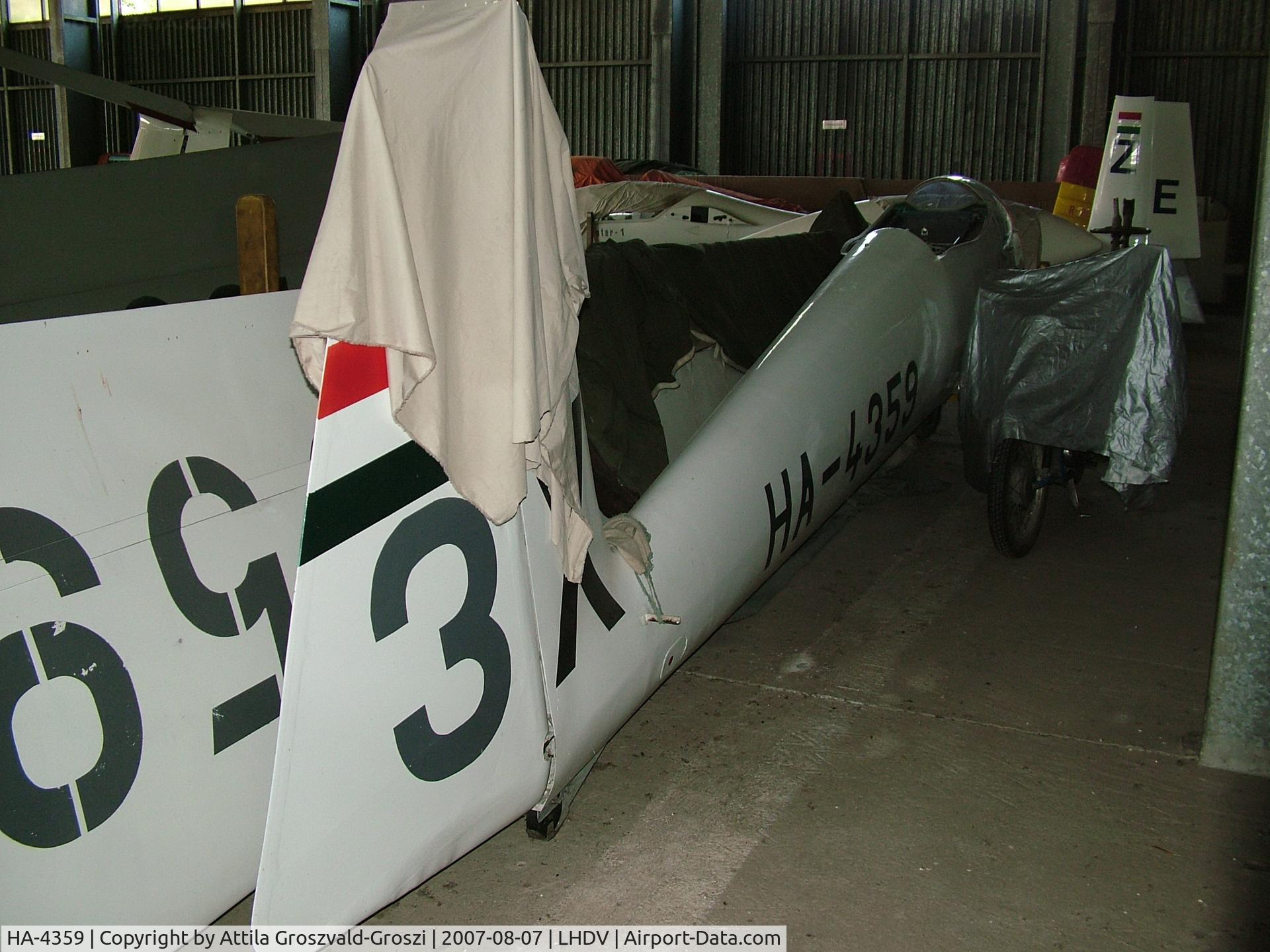 HA-4359, 1976 PZL-Bielsko SZD-30 Pirat C/N S-07.02, Dunaújváros Airport, Hungary