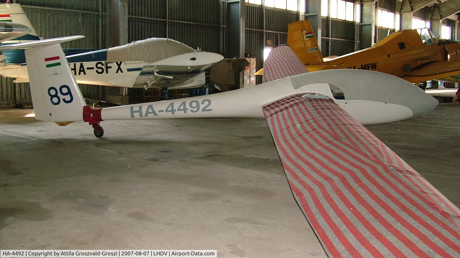 HA-4492, 1976 Grob G-102 Astir CS C/N 1216, Dunaújváros Airport, Hungary