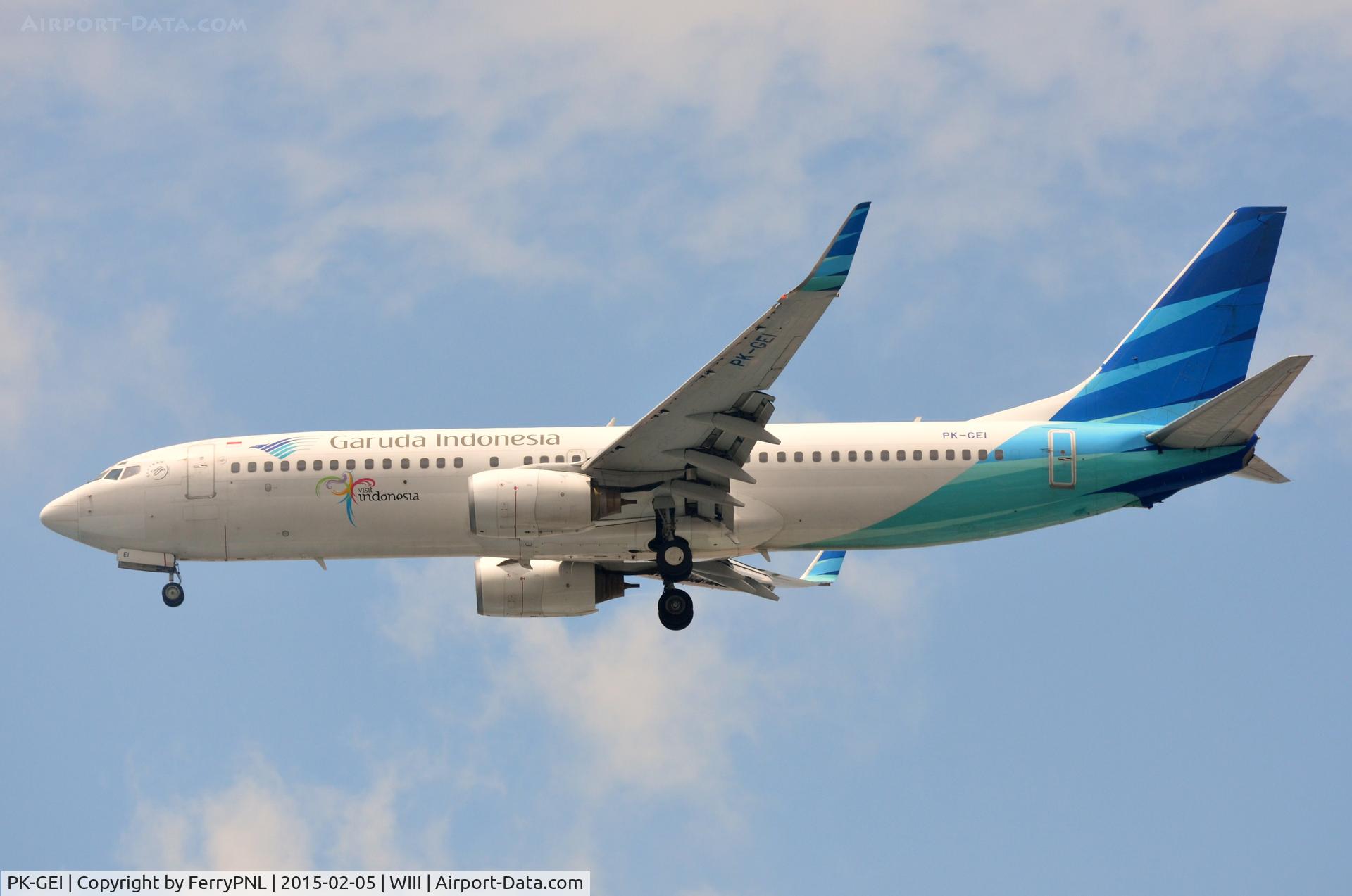 PK-GEI, 2002 Boeing 737-86N C/N 29883, Garuda B738 on finals